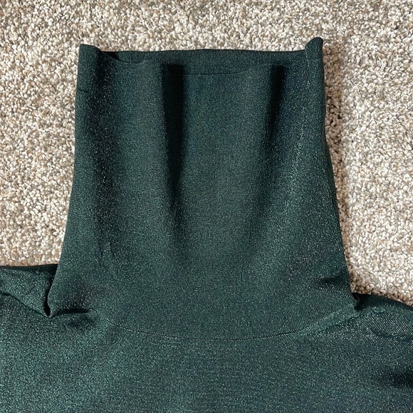 Reiss Women’s Turtle Neck - Picture 4 of 8